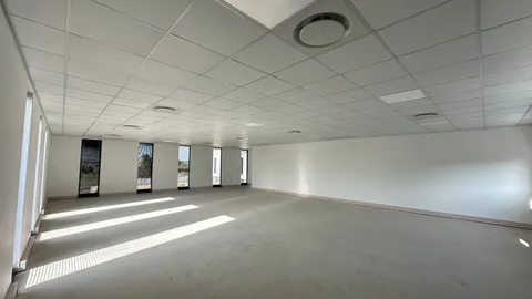 WhatsApp Image 2025-08-18 at 10.56.50-5.